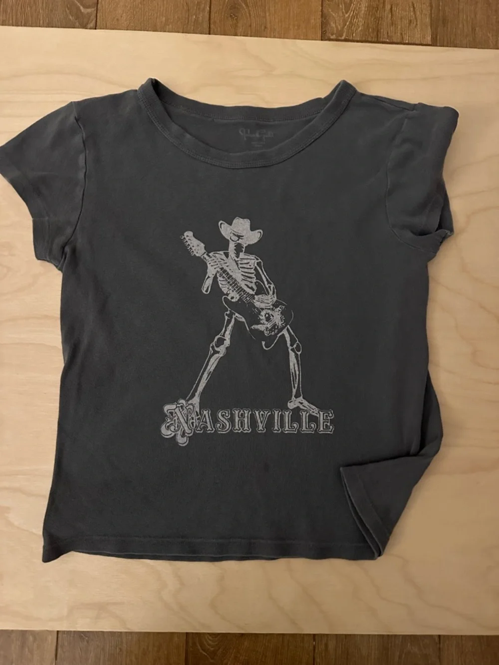 Brandy Melville Charcoal Nashville Skeleton Tee - Picture 1 of 4